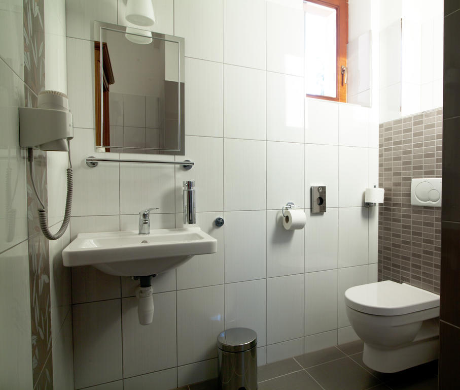 Penzion Reichova Vila Valasske Mezirici Phòng bức ảnh